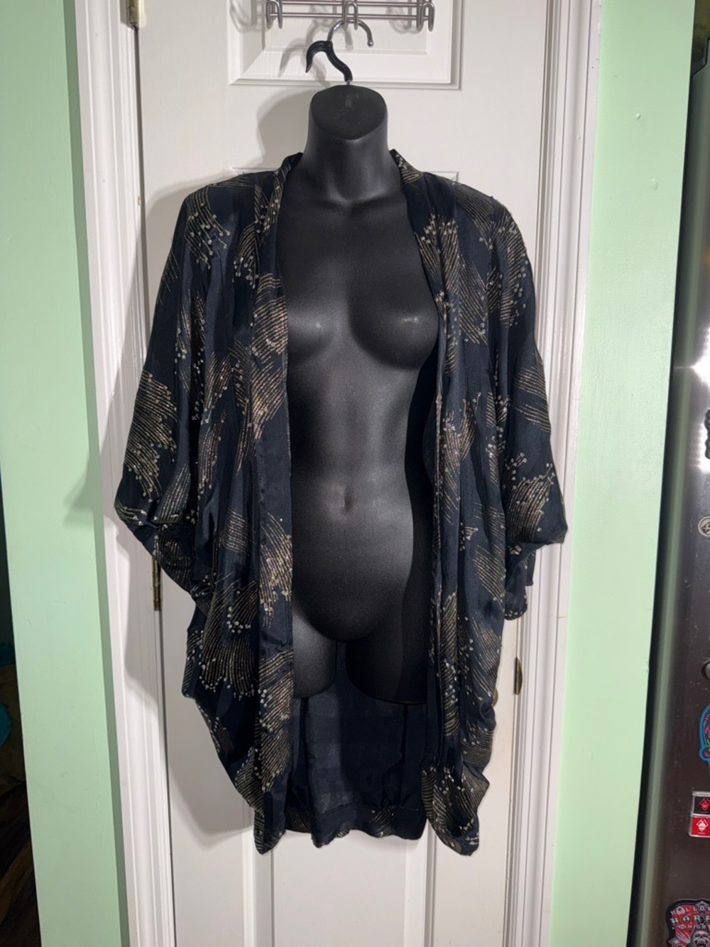 John’s Girl Black Metallic Vintage Abstract Batwing 80s Kimono Jacket Size Large